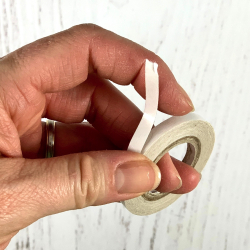 Mini rollo de adhesivo 2 - 5M x 5mm